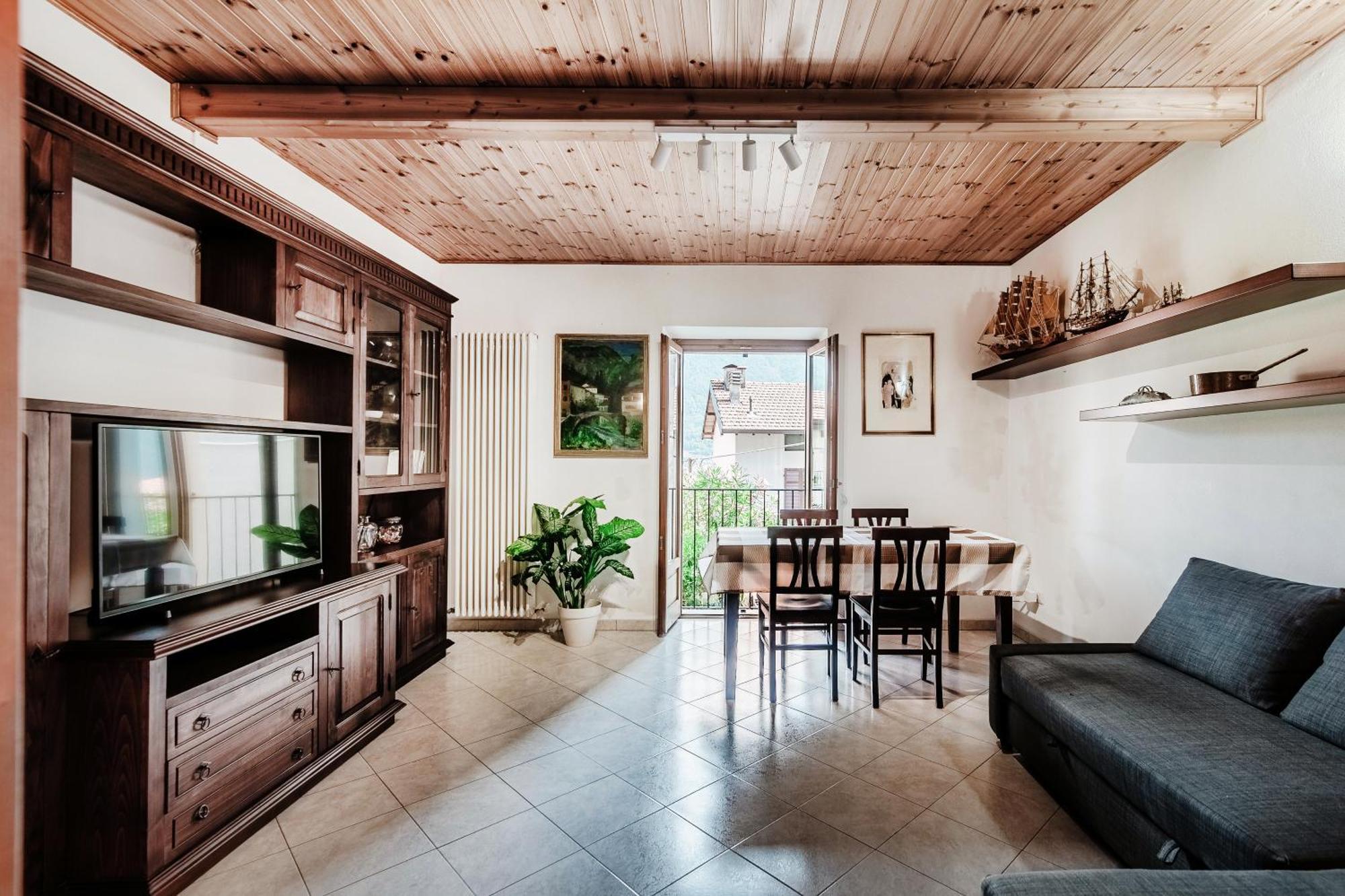 Delizioso Bilocale Vista Lago Colonno Екстер'єр фото